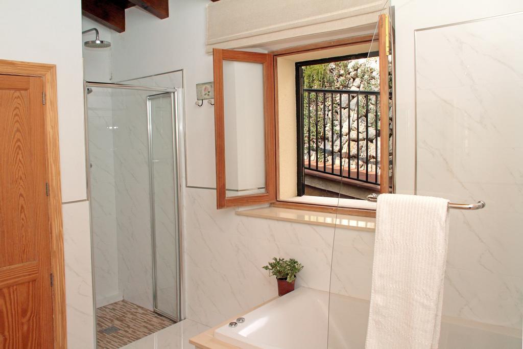 Villa Casa Bella Mirada Caimari Esterno foto